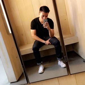 Meet your Posher, Angelo